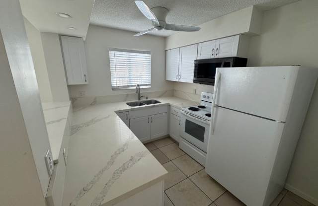 Narragansett Ave 4945 photos photos