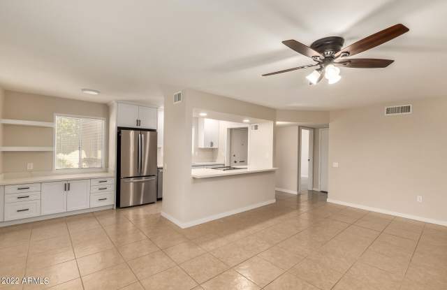 13618 N 98TH Avenue - 13618 North 98th Avenue, Sun City, AZ 85351