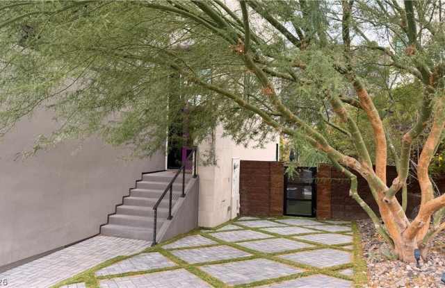 438 Serenity Point Drive Gallery 3