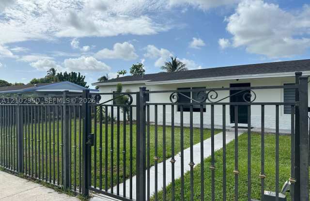 4470 NW 201ST Gallery 1