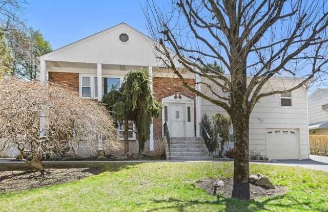 568 Manville Road photos photos