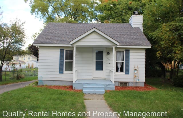 407 E Broad St - 407 East Broad Street, Linden, MI 48451