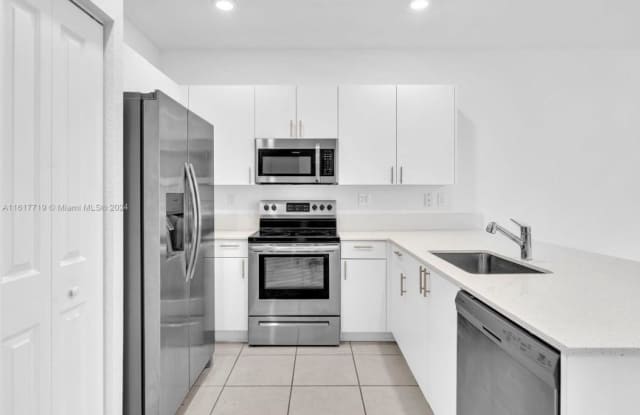 20381 NW 4th Ct photos photos