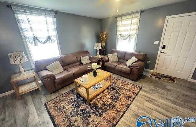 2700 9th Avenue SW Gallery 4