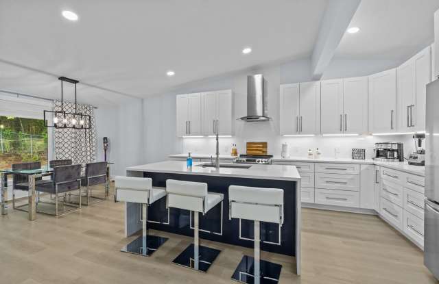 8609 Cedarbrook Drive photos photos