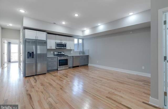 2111 W MASTER STREET photos photos
