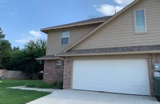 3 Bed 2.5 Bath 2 Car Garage Duplex **Brand New Construction In Edmond*** photos photos