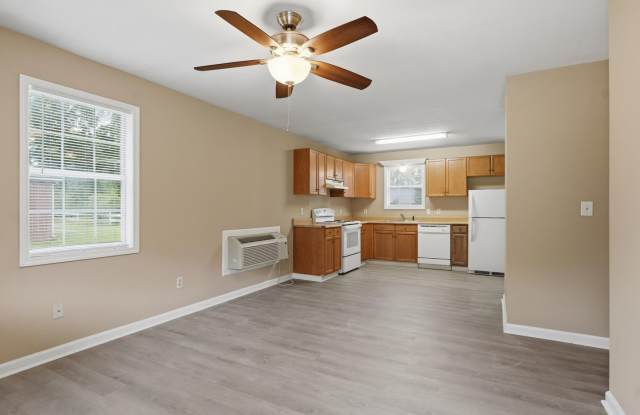 Duplex in East Limestone! New LVP Floor! photos photos Duplex in East Limestone! New LVP Floor! photos photos
