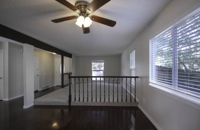 8298 S Syracuse Ct Gallery 2