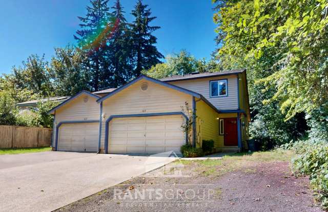 3-bedroom duplex unit near downtown, spacious, private, great schools. photos photos 3-bedroom duplex unit near downtown, spacious, private, great schools. photos photos