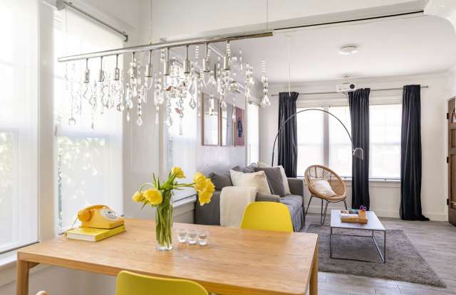 Charming 2BR Spanish Bungalow in Long Beach photos photos