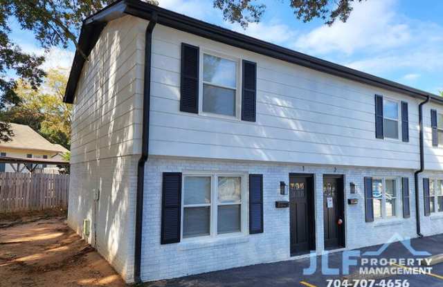 315 Hamilton Drive Northeast photos photos