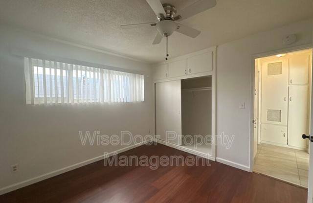 12541-D Adler Dr. Gallery 2
