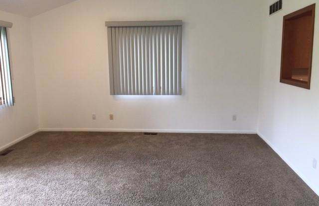 7391 FINNEGAN Drive Gallery 4