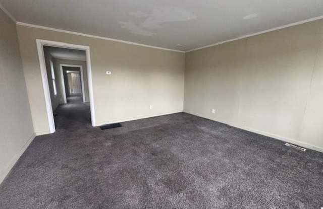 2452 West Maryland St. Evansville, IN 47712 Gallery 3