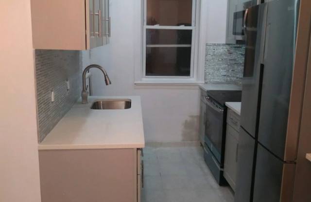2154 East 8th Street1F Gallery 2