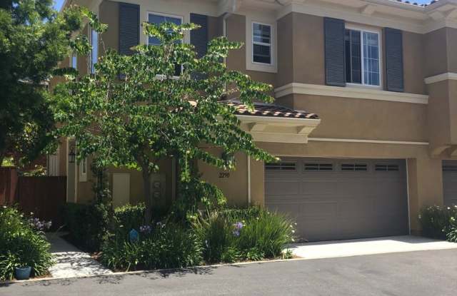 3 Bedroom 2.5 Bathroom in San Marcos Gallery 1