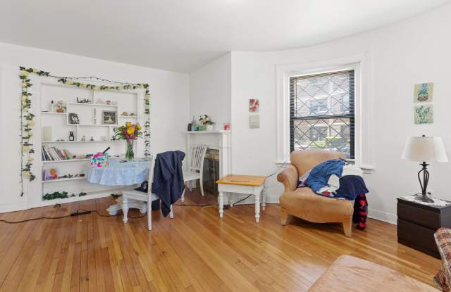 1464 Commonwealth Ave #2B Boston MA 02134 Gallery 3