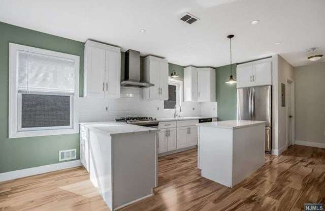 125 Hillcrest Place Gallery 3