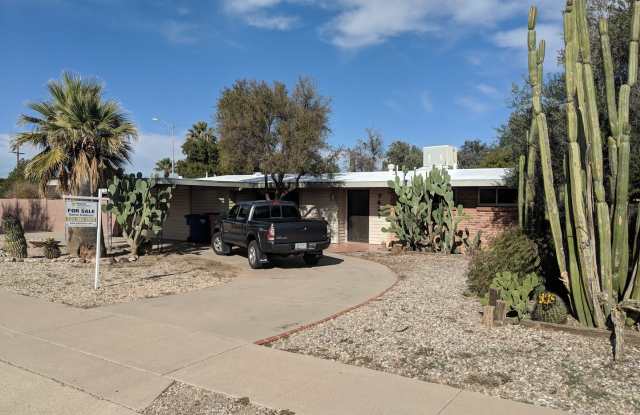 3 Bedrooms 2 Bath Eastside Rental photos photos