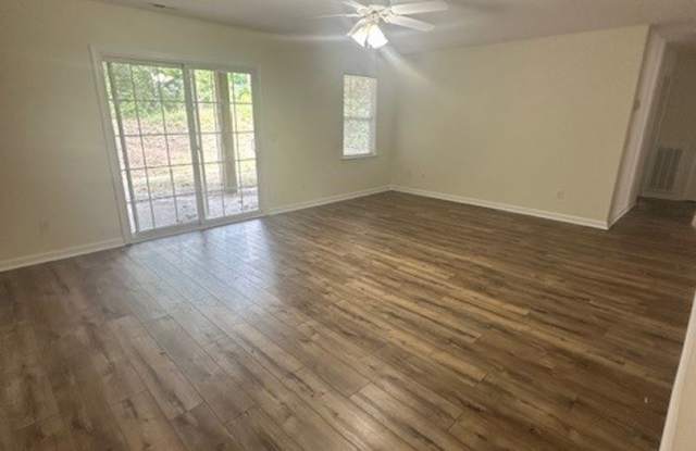 3 Bedroom Condo Gallery 4