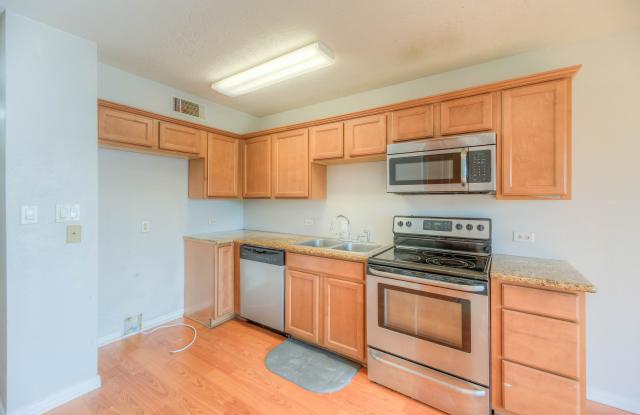 445 Carolcrest Lane - #422 Gallery 4