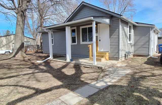 Charming 3-Bedroom Home in Pontiac! photos photos