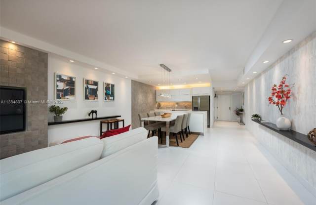 121 Crandon Blvd photos photos