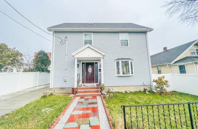 8 Safford St - 8 Safford Street, Quincy, MA 02171