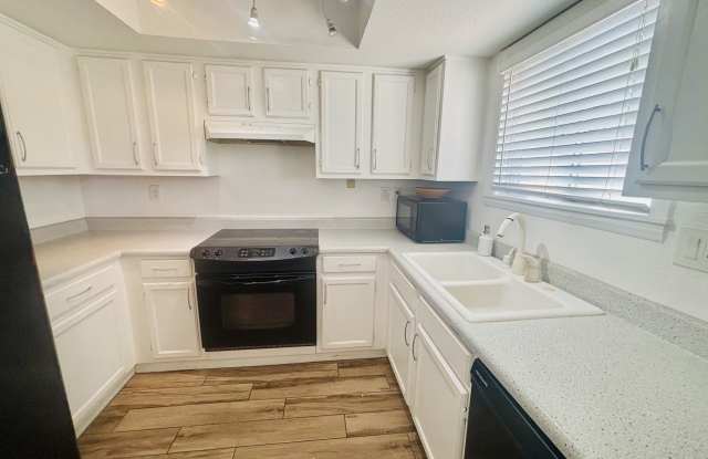 1402 East Osborn Road #16 photos photos