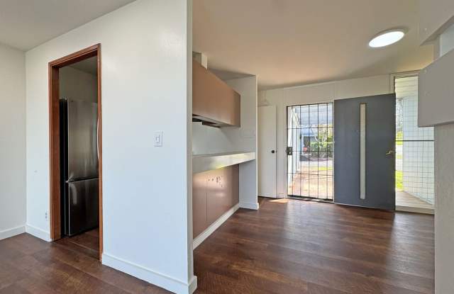 Mililani Gardens Homes - 95-325 Kahikinui Ct., #226 Gallery 4