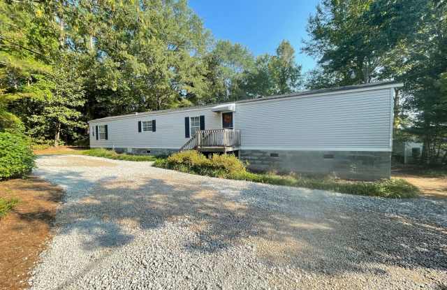 Fantastic Fully Furnished/All Inclusive Rental Near Lake Gaston Gallery 3