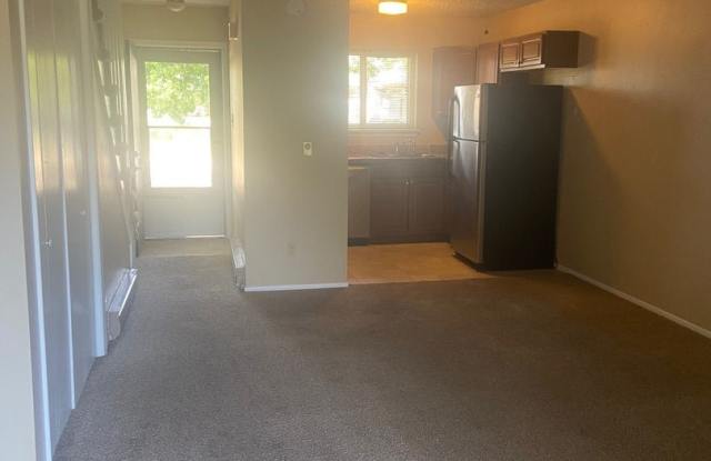 duplex - 4473 Driftwood Place, Gunbarrel, CO 80301 duplex - 4473 Driftwood Place, Gunbarrel, CO 80301