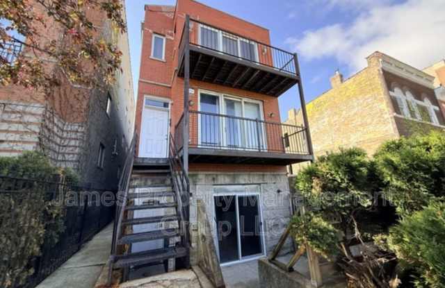 2731 W Congress Pkwy Unit 2 photos photos