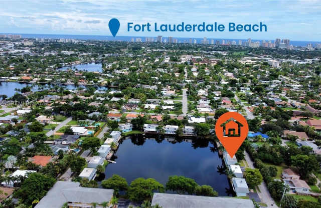 1361 NE 40th Pl photos photos