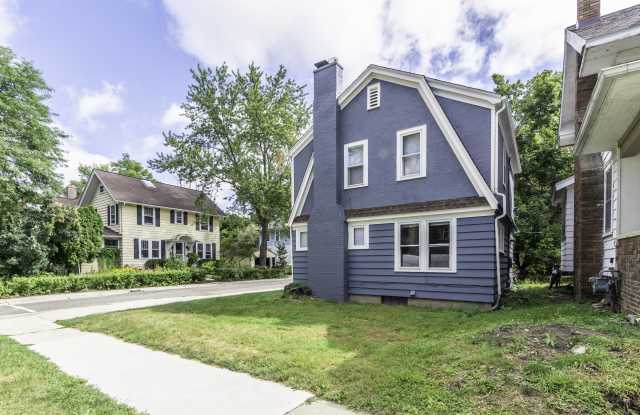 800 Sylvan Gallery 3