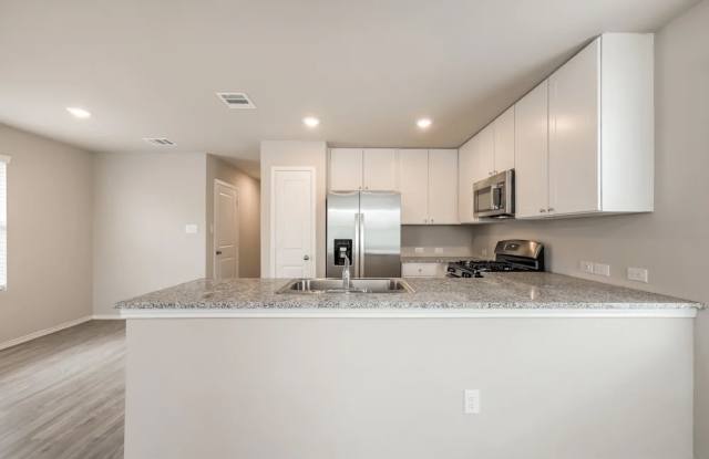 4231 Southton Lk Gallery 4