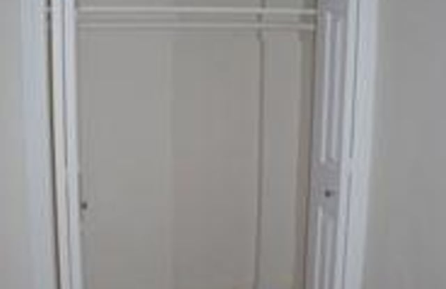 306 E 91st St - 306 East 91st Street, New York City, NY 10128