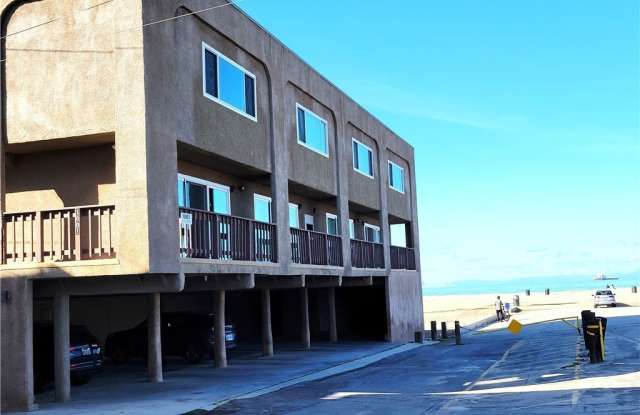 1001 Seal Way photos photos