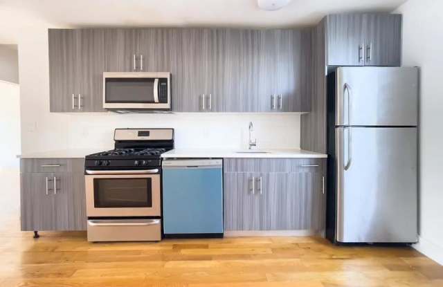 515 Evergreen - 515 Evergreen Avenue, Brooklyn, NY 11221