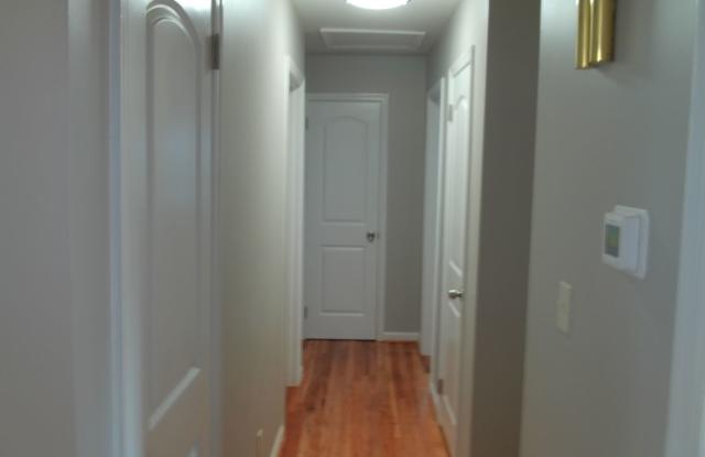 103 Sue Court, Yorktown, (Seaford) Va. Three bedrooms home with 2 full baths. Gallery 3
