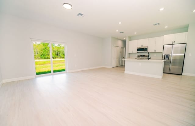 1103 St Tropez Ct Gallery 4