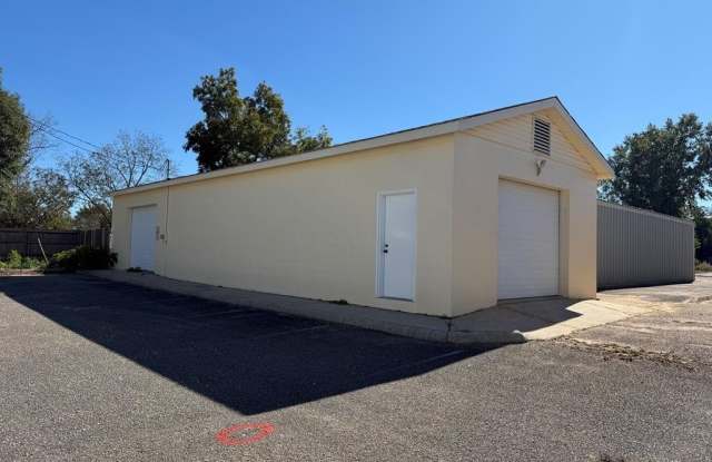 1332 R S. Brunidge St photos photos