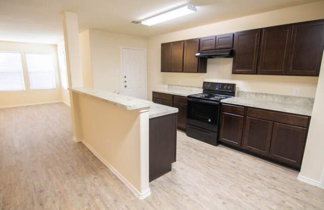 10420 Green Branch Gallery 2