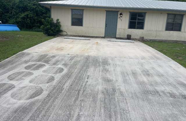 817 King Orange Dr photos photos