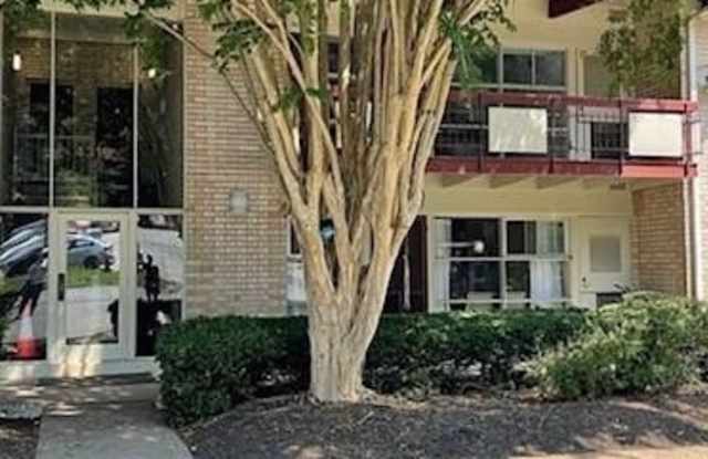 4319 AMERICANA Drive photos photos