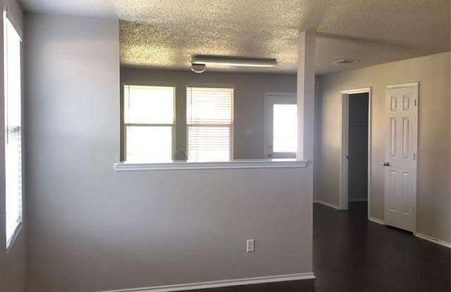 6324 Thoroughbred Trail Gallery 3