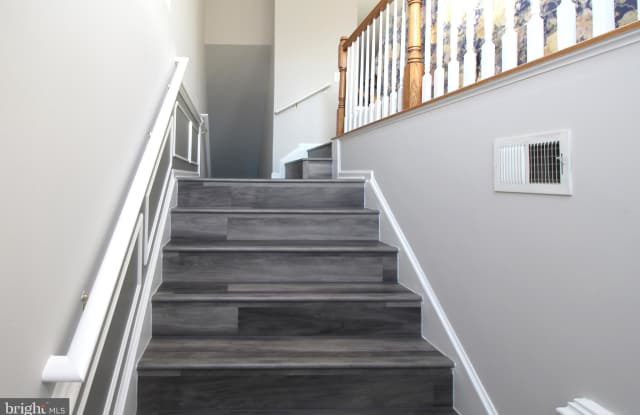 5193 JULE STAR DRIVE Gallery 4