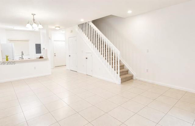 7931 Tuscany Way Gallery 3