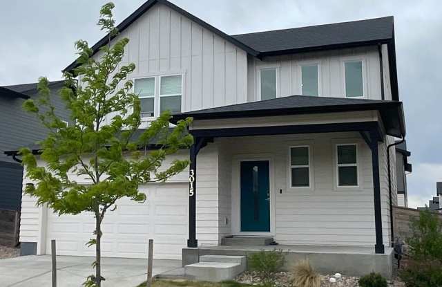 Exquisite 3 Bed 2.5 Bath Single Family Home photos photos